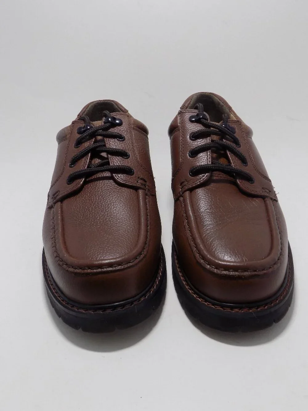 Dockers Men's Casual Glacier Leather Shoes- Size 9 Wide